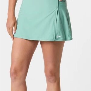 Nike Women's Victory Skirt NWT